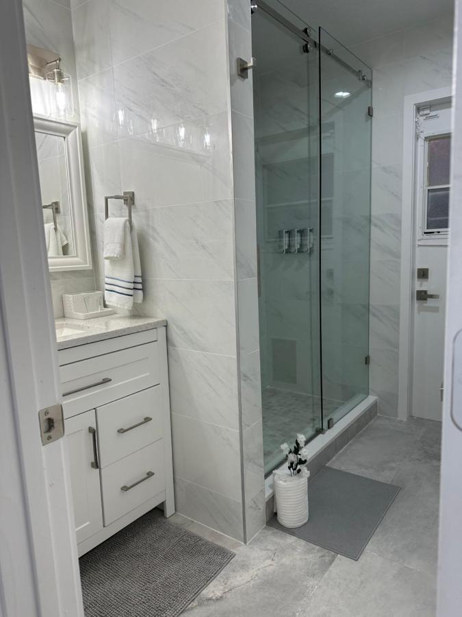 Home In 마이애미 외부 사진